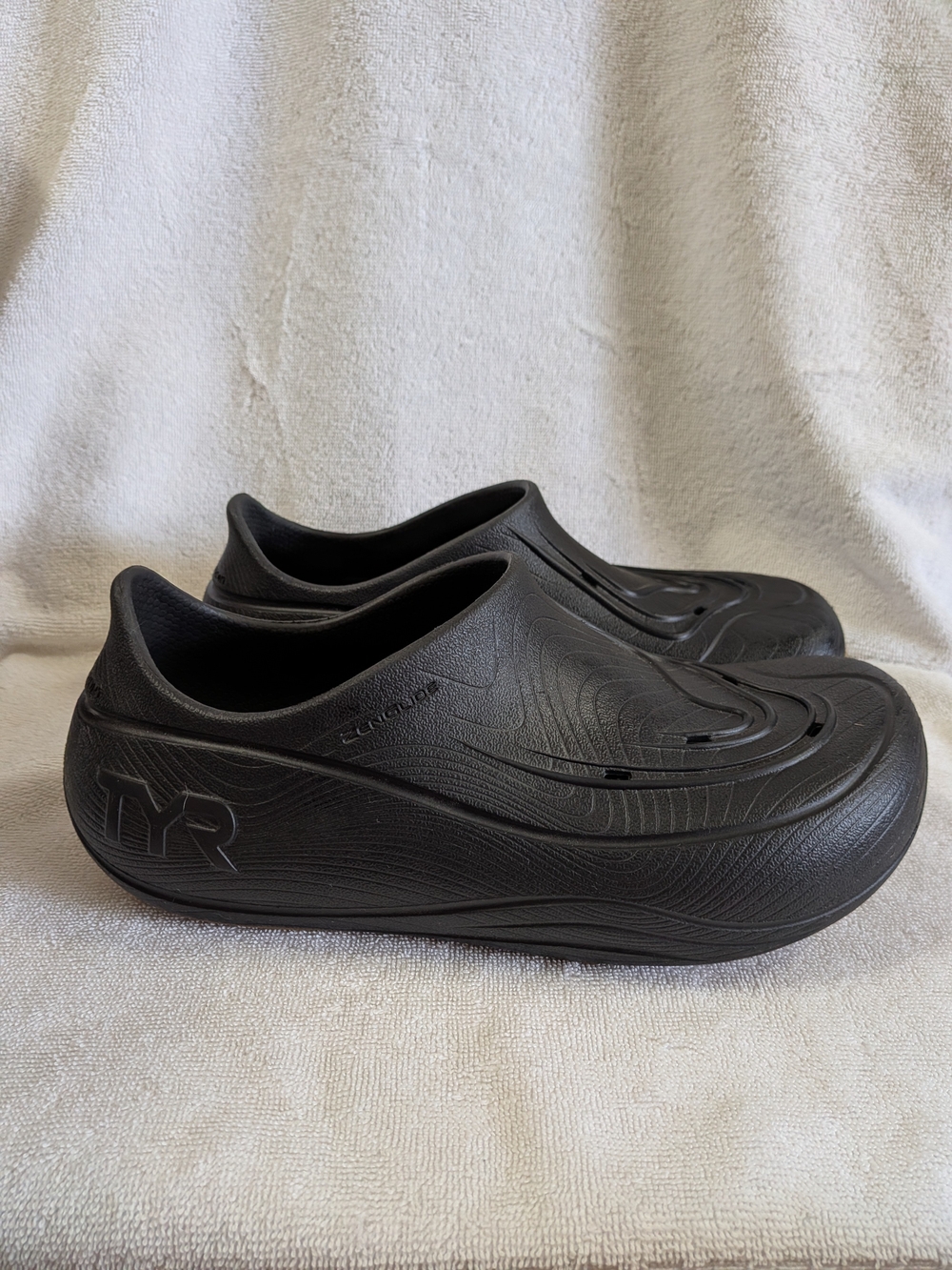 TYR Men's Black Slip-On Water Clog